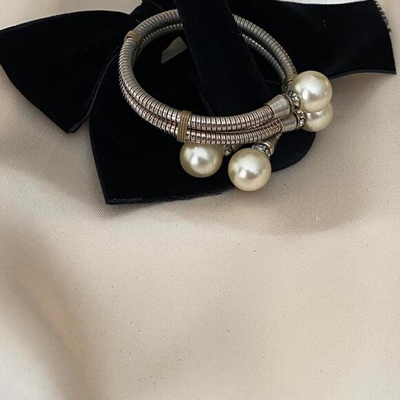Vintage bracelet wrap around retro expandable silver (not tested) pearl cubic - Picture 2 of 8